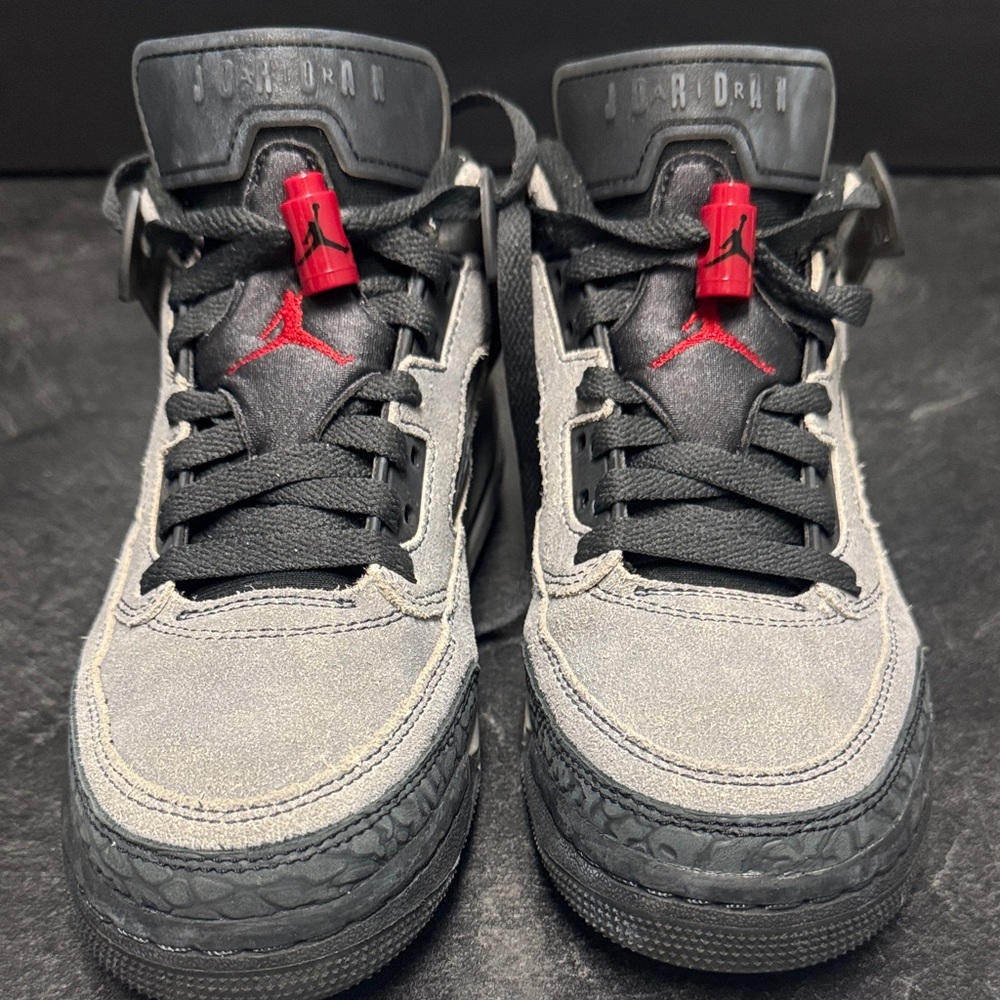 Jordan Black and Gray Sneakers with Red Highlights - Picture 2 of 5